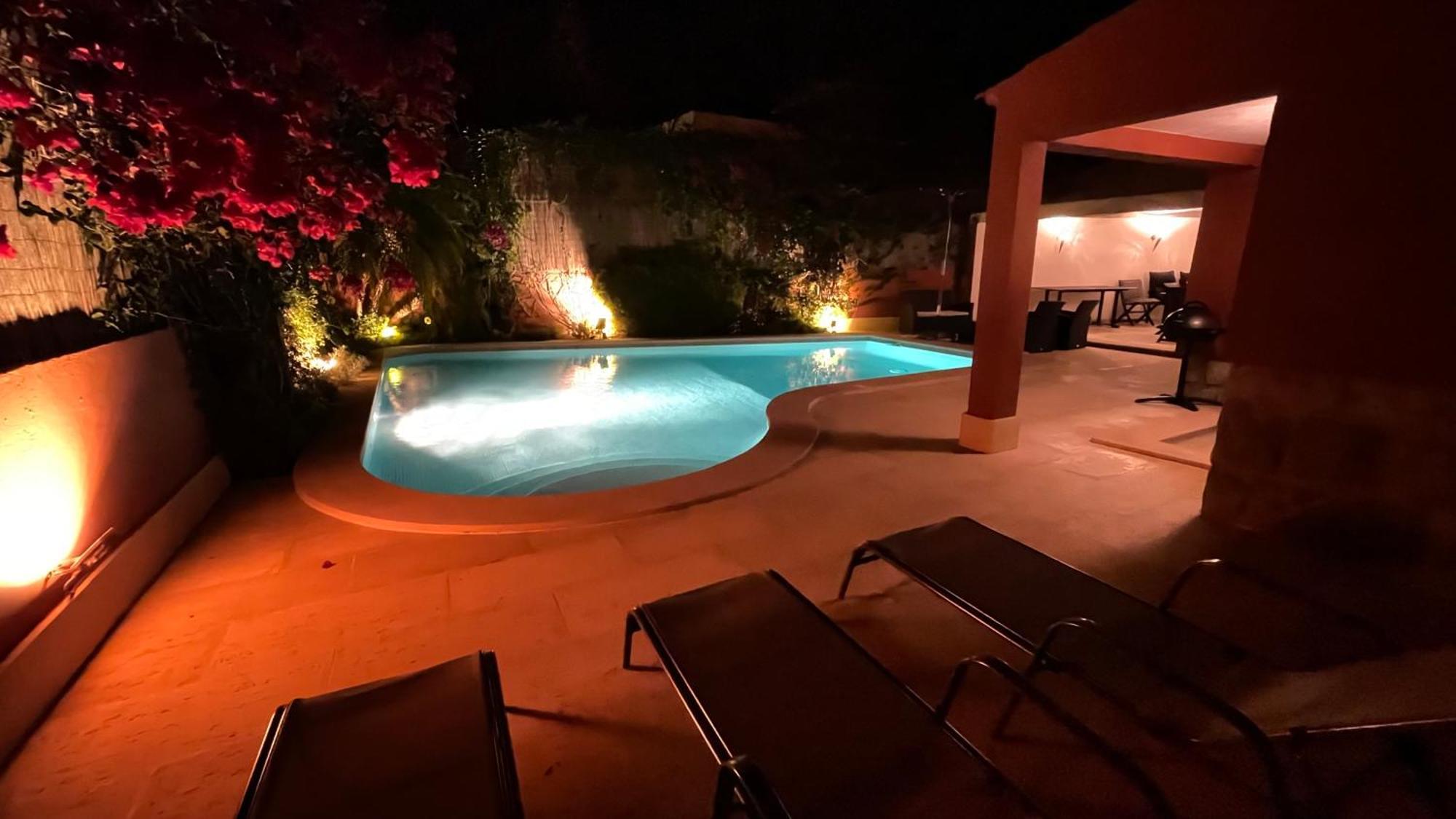 Studio With Private Swimming Pool And Garden Cascais Eksteriør billede