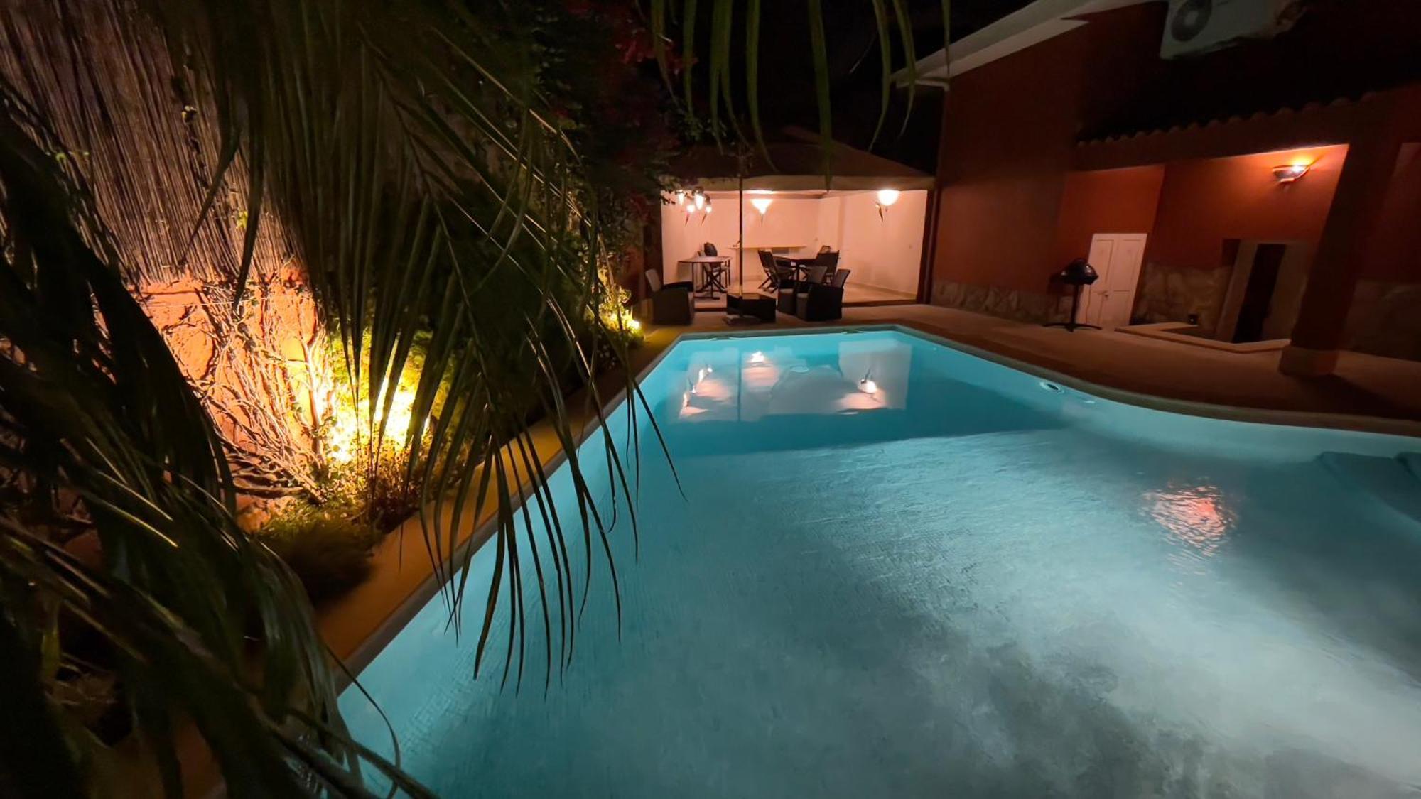 Studio With Private Swimming Pool And Garden Cascais Eksteriør billede